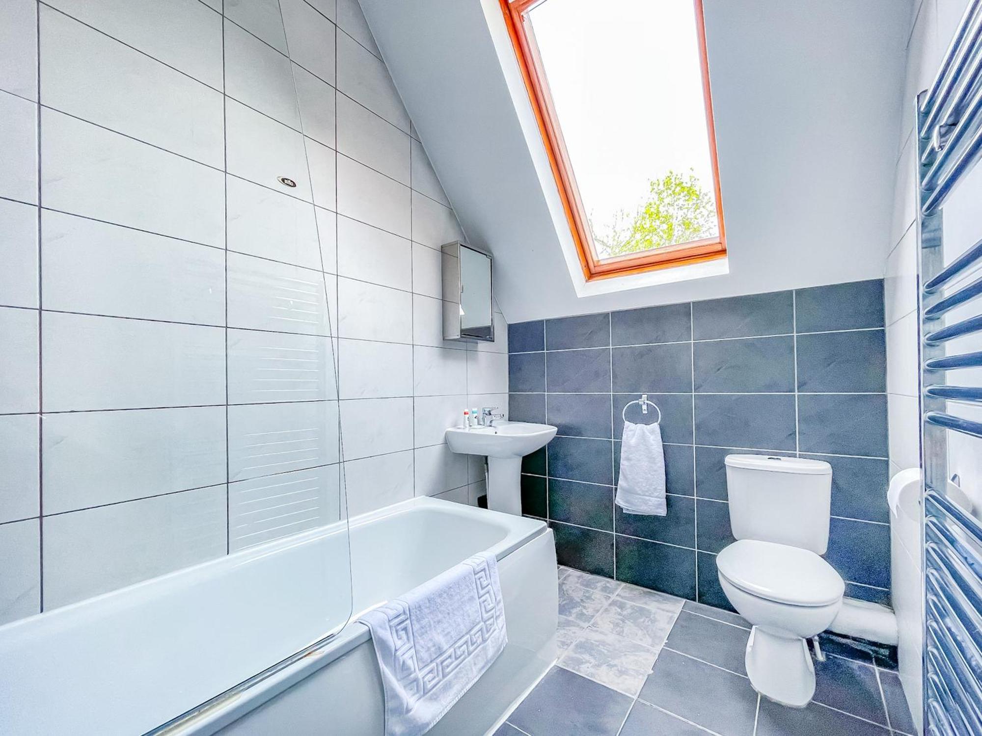*Rf9Bc* For Your Most Relaxed & Cosy Stay + Free Parking + Free Fast Wifi * Лідс Екстер'єр фото